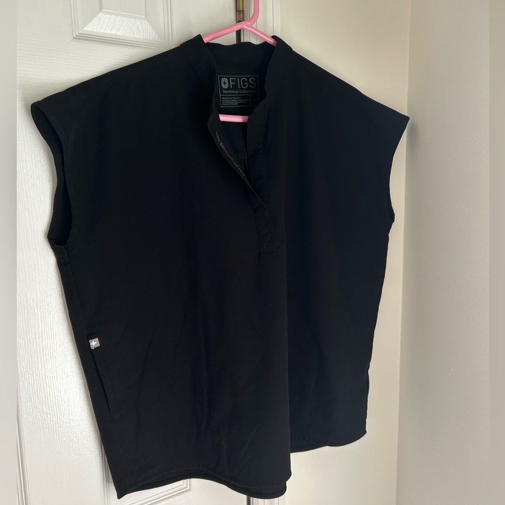 FIGS Black Rafaela Scrub Top